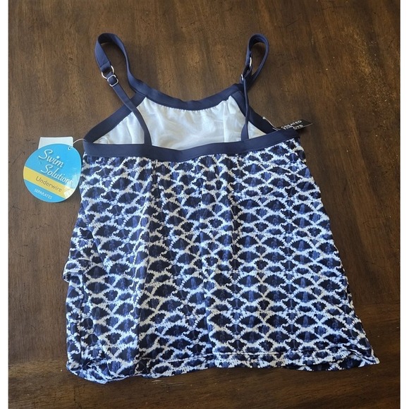 NWT Swim Solutions 12 Cross Hem Tankini Swim Top 130945 - Picture 3 of 4